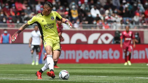 Brayan Cortés tiene un atributo donde está por encima del resto de los arqueros de Colo Colo.