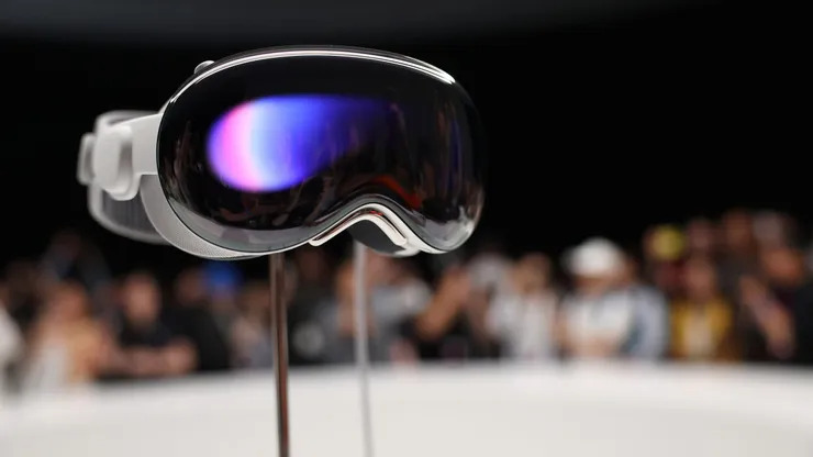 CUPERTINO, CALIFORNIA - JUNE 05: The new Apple Vision Pro headset is displayed during the Apple Worldwide Developers Conference on June 05, 2023 in Cupertino, California. Apple CEO Tim Cook kicked off the annual WWDC23 developer conference with the announcement of the new Apple Vision Pro mixed reality headset. (Photo by Justin Sullivan/Getty Images)