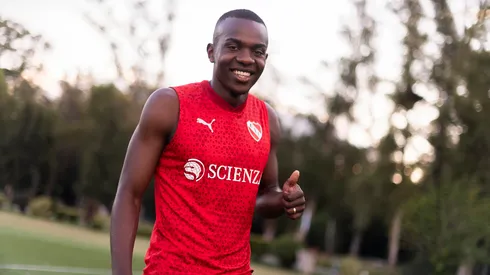 Este mediocampista ecuatoriano de 25 años jugará con Mauricio Isla en Independiente de Argentina.