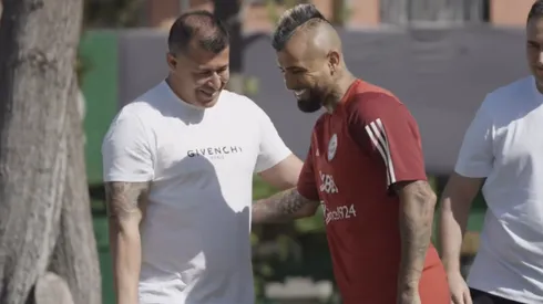 Jorge Almirón y Arturo Vidal tuvieron su primer encuentro para el esperado regreso a Colo Colo.