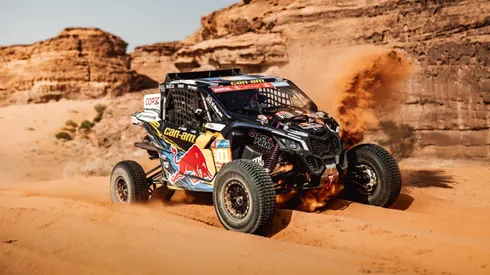 Francisco "Chaleco" López agiganta su leyenda en el Rally Dakar 2024.