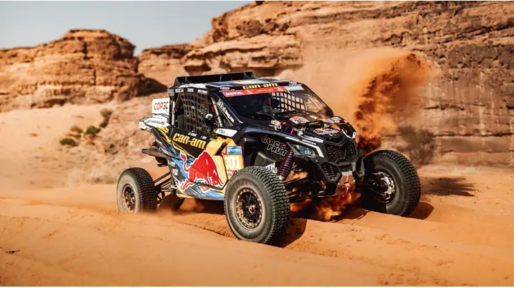 Francisco "Chaleco" López agiganta su leyenda en el Rally Dakar 2024.