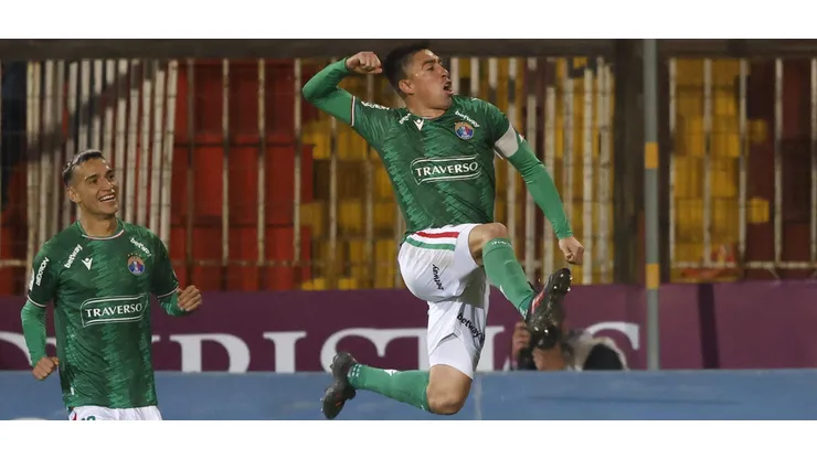 Osvaldo Bosso celebra su gol contra la UC