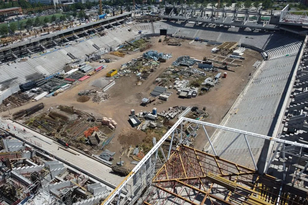 Juan Tagle reconoció que las obras de San Carlos se atrasaron | Photosport