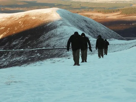 La pretemporada de Darío Osorio: en la nieve y cazan su comida