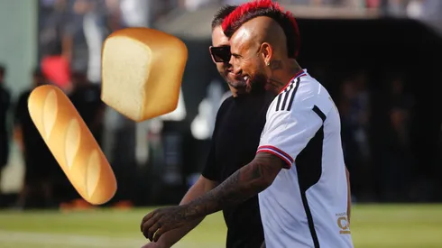 Arturo Vidal espera por el llamado de Colo Colo. ¿Se dará?