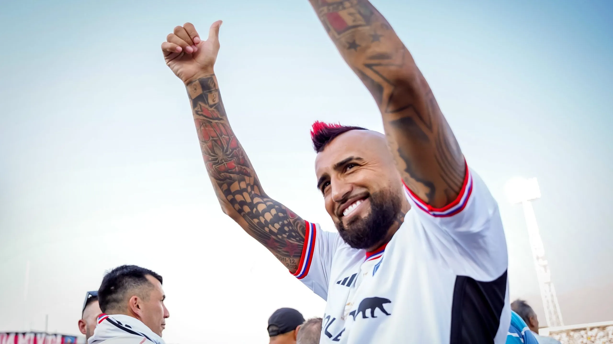¿Se repetirá nuevamente esta imagen? Arturo Vidal recibió la venia de Jorge Almirón para volver a Colo Colo. (Guille Salazar/RedGol).