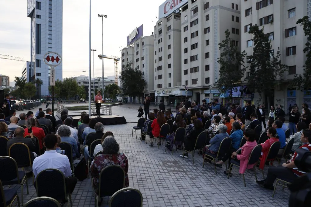 Santiago, 9 de enero de 2024
Autoridades realizan la reapertura de acceso a la estacion Baquedano Linea 1

Dragomir Yankovic/Aton Chile