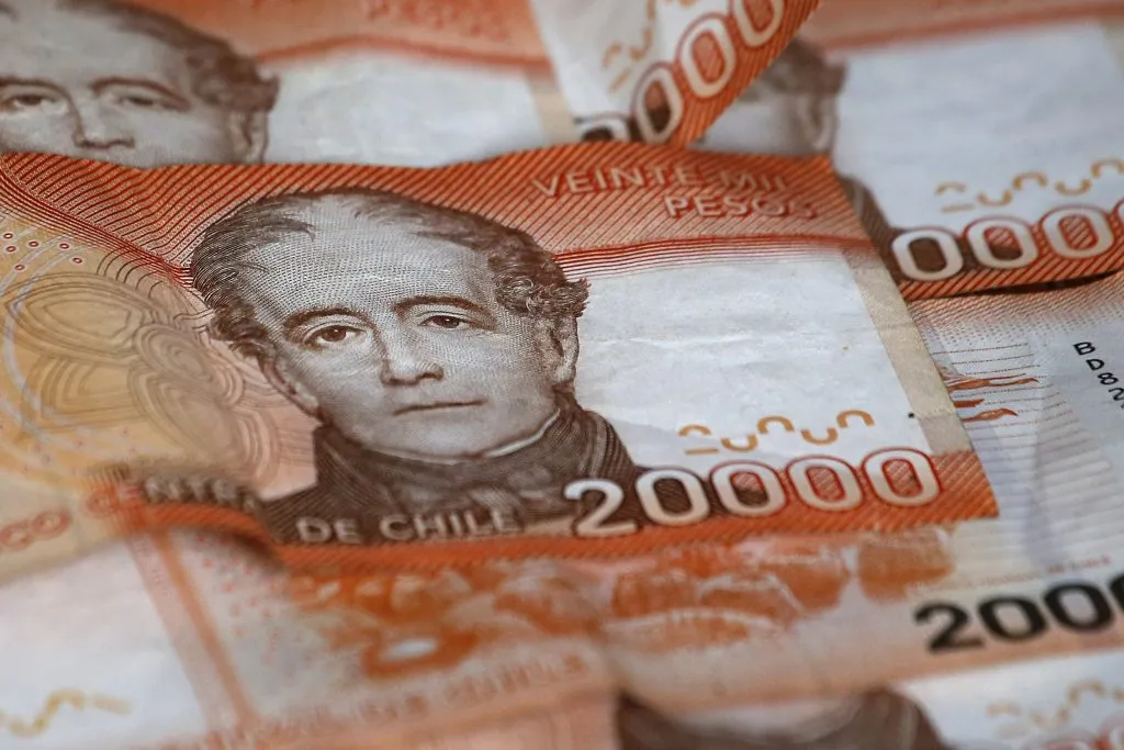 En el caso de los&nbsp;bonos, se espera beneficiar a poco más de 1 millón 100 mil empleados públicos. (Foto: Sebastian Cisternas-Aton)