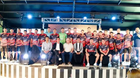 Ante sus hinchas y la prensa, Limache presentó su contingente de refuerzos.