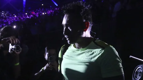 Para su ex esposa es una jugada del Chino Ríos desde las sombras.