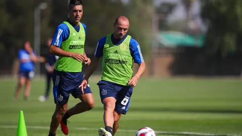 Álvarez busca a los jugadores capacitados para ser líderes en la U.