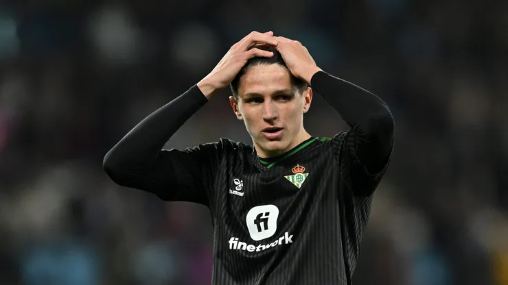 Reacción de Sergi Altimira del Betis tras perder contra Celta