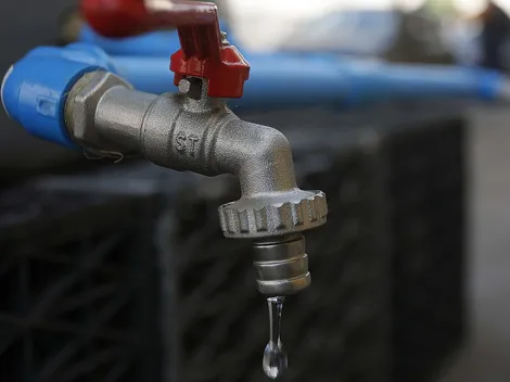 Anuncian corte de agua de 32 horas en tres comunas de la Región Metropolitana