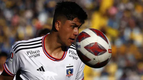 Damián Pizarro reserva pasajes a Italia.