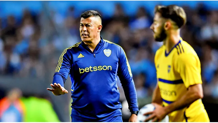 Almirón quiere llegar con conocidos al Monumental.