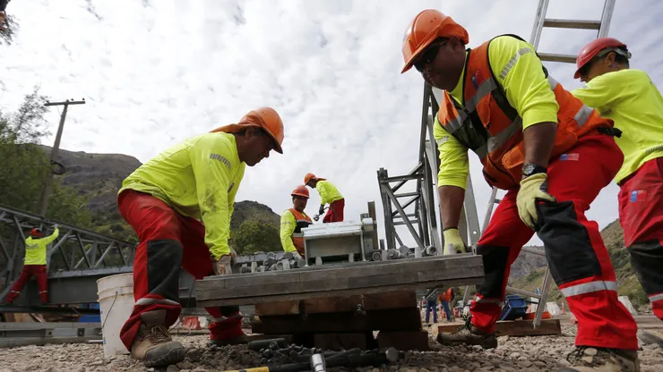 La ley de 40 horas laborales fue aprobada en 2023.