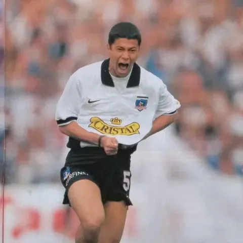 Emerson Pereira es un histórico de Colo Colo y aprovechó de aconsejar a Damián Pizarro. | Foto: Archivo