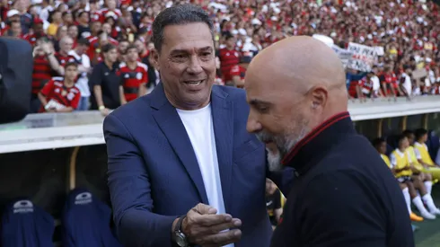 Vanderlei Luxemburgo y Jorge Sampaoli en un partido entre Corinthians y Flamengo.