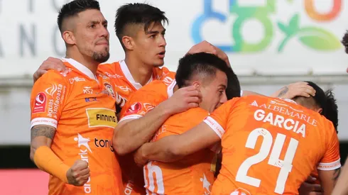Cobreloa suma varias salidas y cuatro refuerzos
