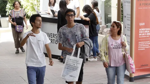 Con algunas sorpresas: Estas son las carreras mejor pagadas en Chile.