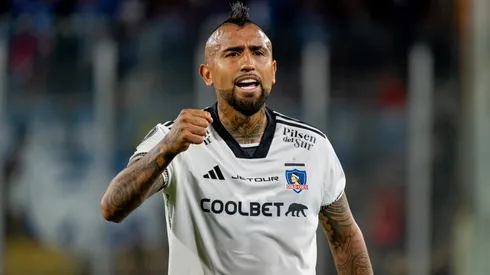 Arturo Vidal se resiente de su lesión muscular.
