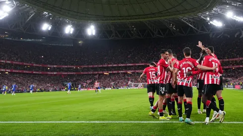 Athletic Bilbao golea al Atlético de Madrid y jugará la definición en la Copa del Rey.