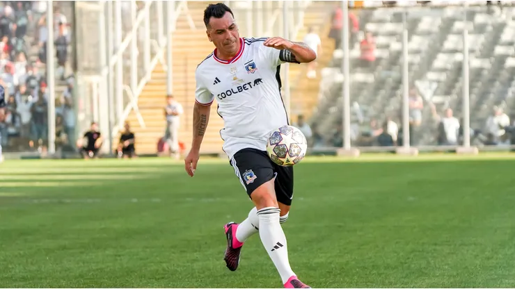 Esteban Paredes acusa recibir un portazo en la cara desde Colo Colo.