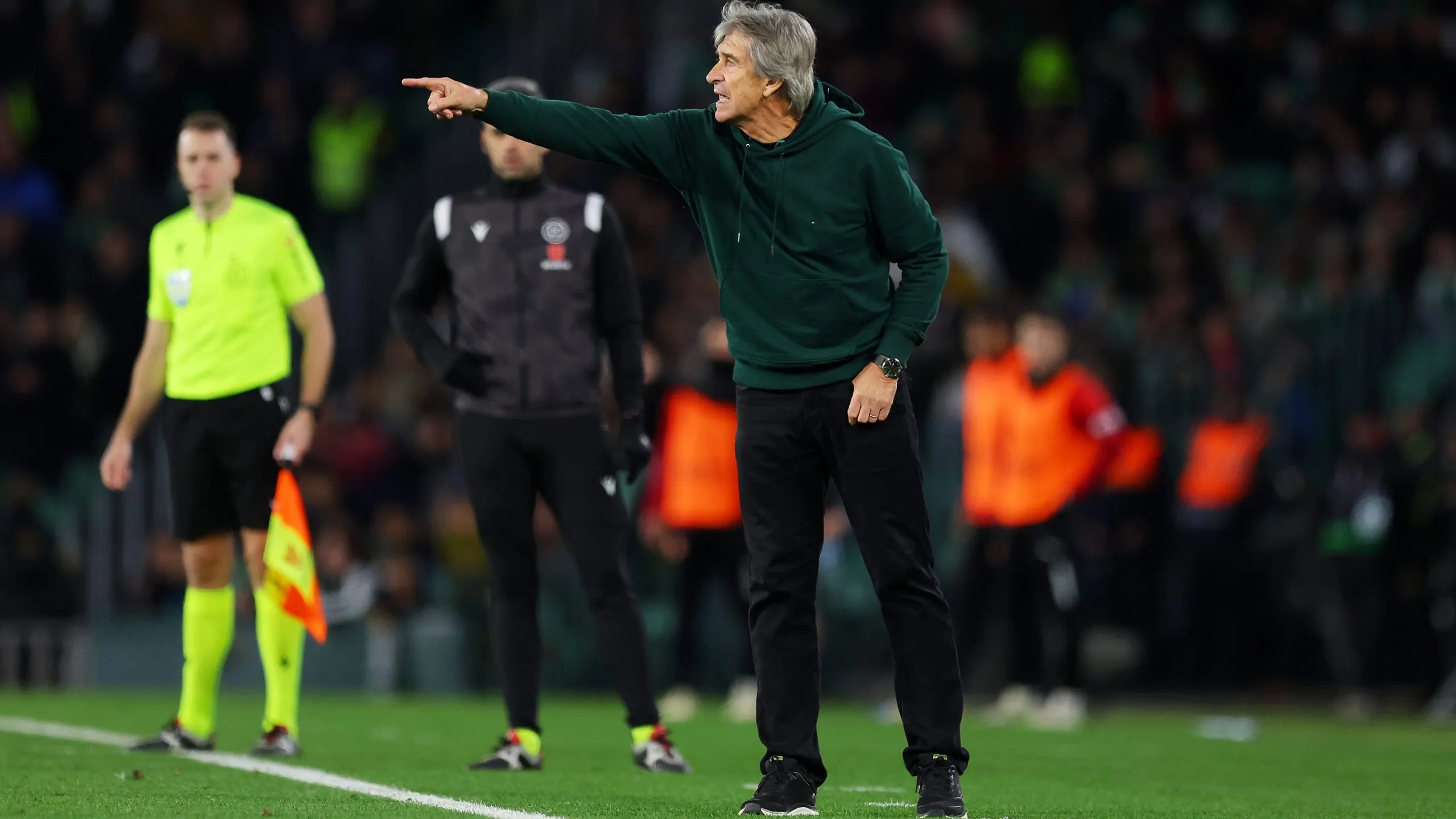 Manuel Pellegrini dirigiendo a Betis por La Liga (Getty Images)