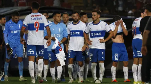 Mortero Aravena no está de acuerdo con Guarello por posible descenso a Primera B de la Católica.