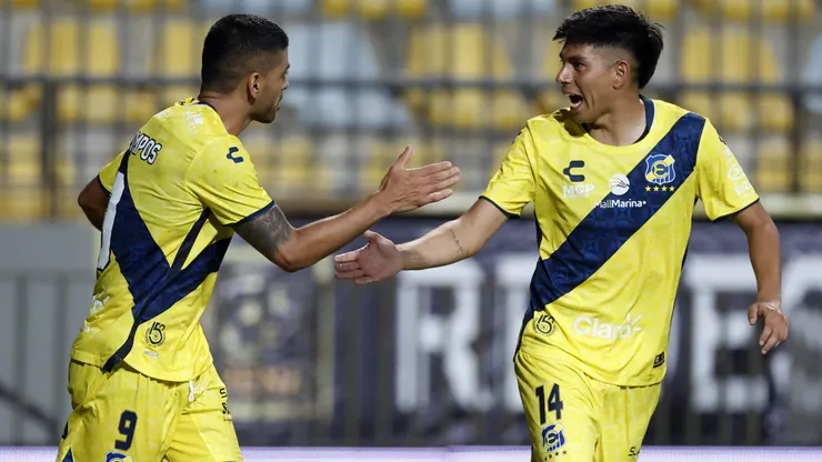 Everton tuvo que suspender su partido por la primera fecha.