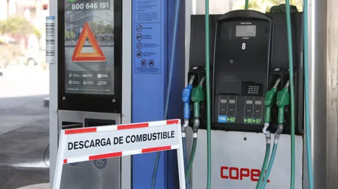 Revisa la fecha en que cambiará el precio de los combustibles en Chile.