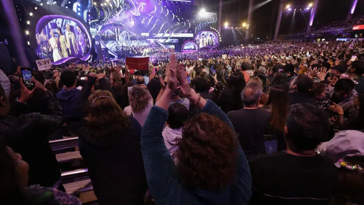 El Monstruo se manifestó tras la salida de Bocelli.