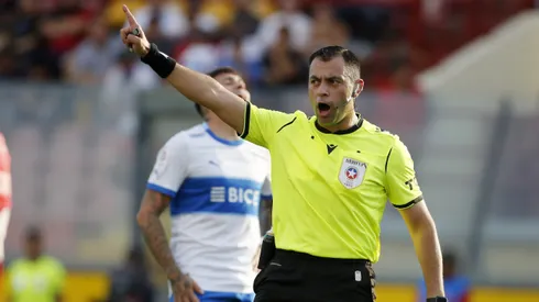 Diego Flores y su desempeño no dejaron muy contentos a los integrantes de Católica.