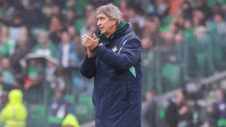 Manuel Pellegrini alabó la nominación de Claudio Bravo.