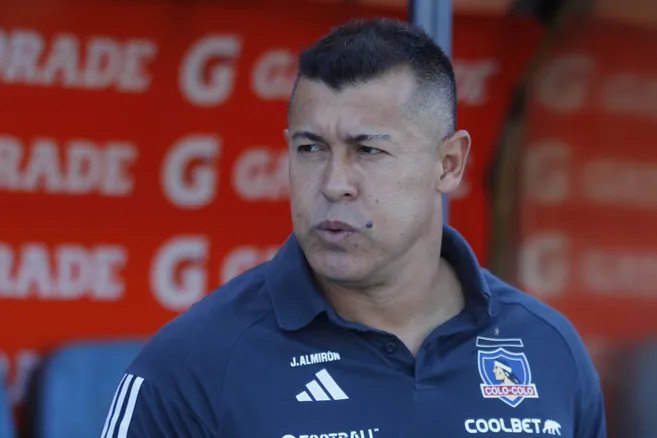 Almirón en el estadio El Teniente.  (Jorge Loyola/Photosport).