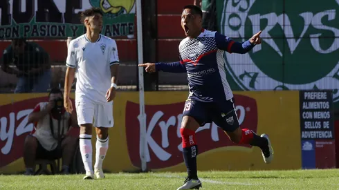 Deportes Recoleta es puntero en el inicio de la Primera B.
