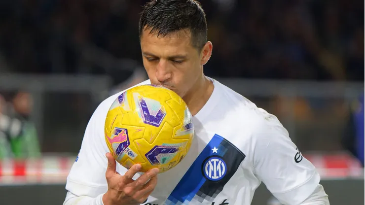 Alexis Sánchez volvió a jugar un partido como titular en el Inter.