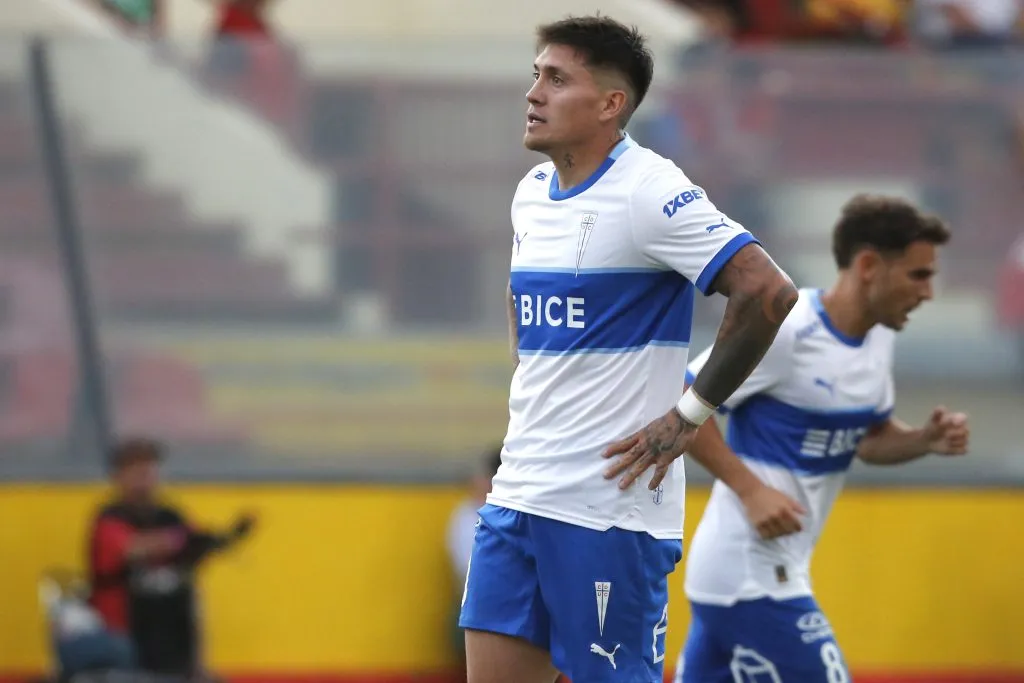 Nicolás Castillo jugó hasta los 53′ y fue expulsado a los 90′, cuando estaba en la banca | Photosport