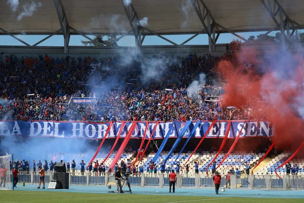 Los hinchas de la U tienen por obligación estar registrados para ir al Estadio Nacional. Foto: Eduardo Fortes/Photosport
