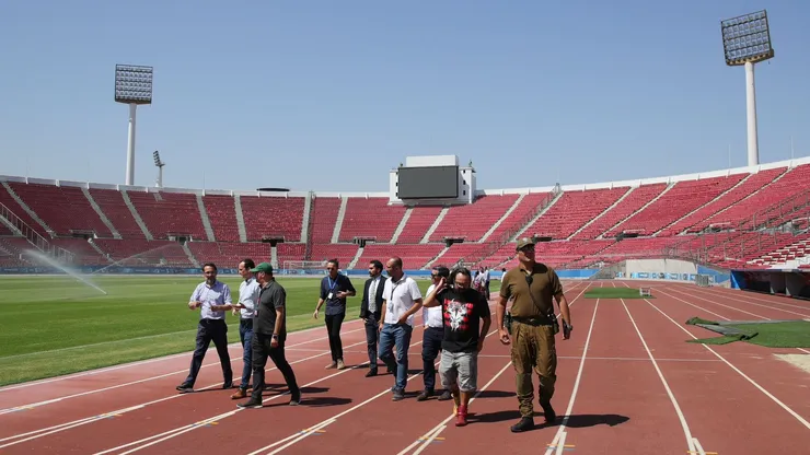 La U se juntó con las autoridades el lunes en el Estadio Nacional.