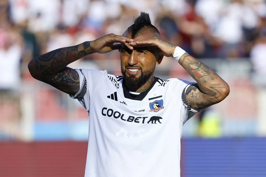 Gareca le habló a Vidal de lo que espera de él en la Roja y Colo Colo | Photosport