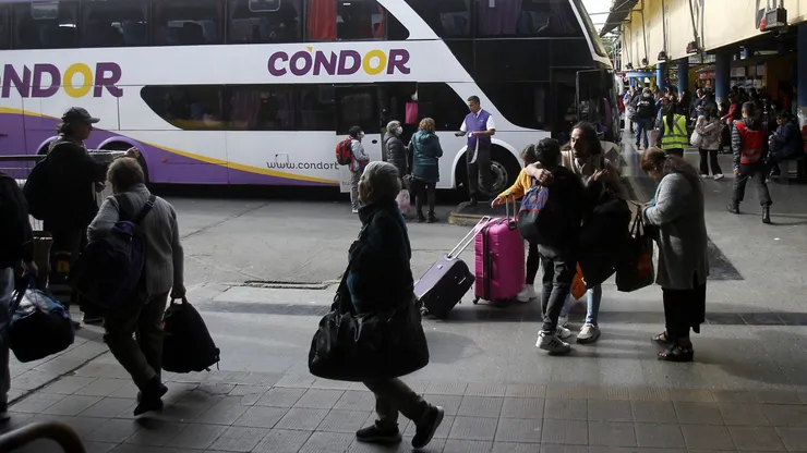 ¿A cuánto están los pasajes de bus para Semana Santa?
