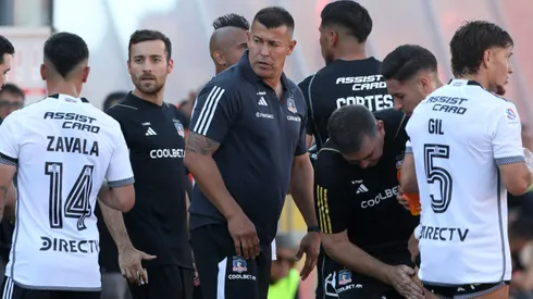 Jorge Almirón reconoció que Colo Colo aún no está completamente fuera del mercado.