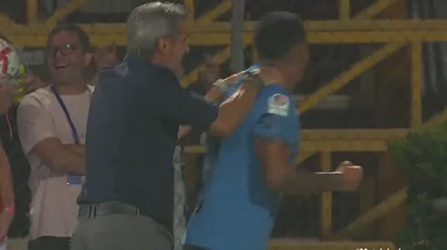 Miguel Ramírez festejó así el 3-2 de Deportes Iquique ante el Audax Italiano.