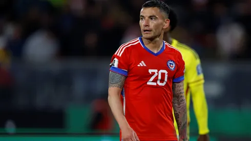 Charles Aránguiz no estará en fecha FIFA de marzo.