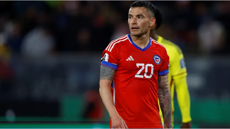 Charles Aránguiz no estará en fecha FIFA de marzo.