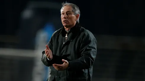 Ariel Holan cerca de volver a trabajar tras su mal paso en la UC.