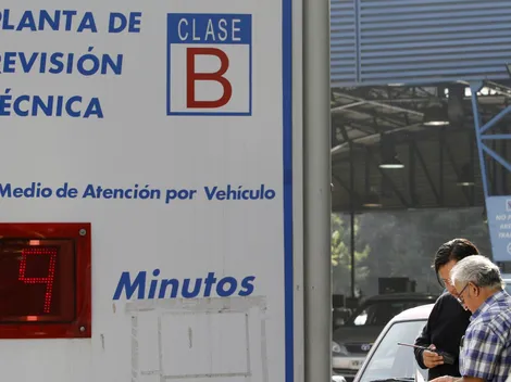 ¿Hay multas si no tengo la revisión técnica al día?