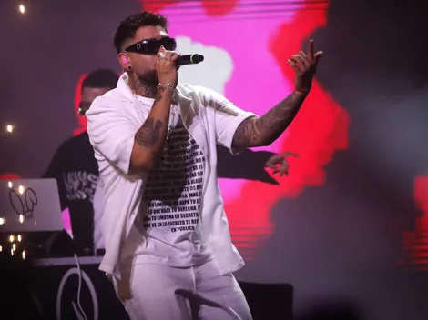 ¿A qué hora se presentan los artistas en el Surfestival?